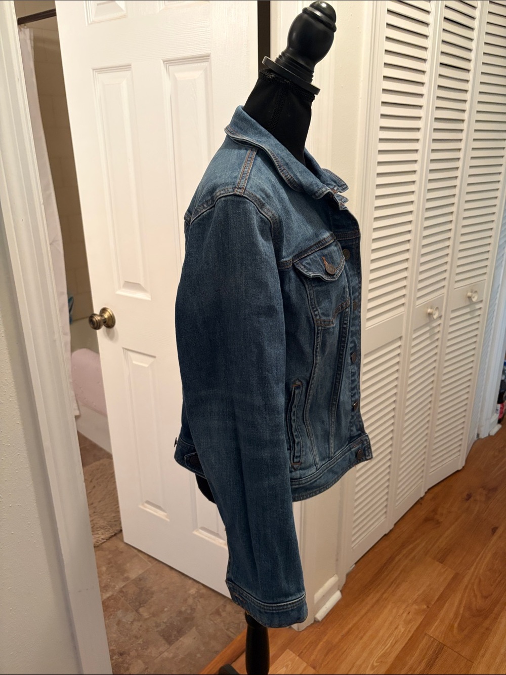 Talbots Classic Blue Denim Jacket - Picture 2 of 7